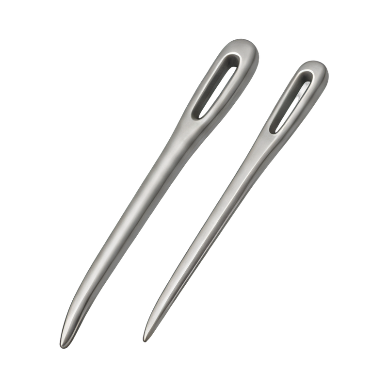 Pair of harness needles